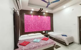 Hotel Bobby House 450M From Beach & 1 Km From Temple